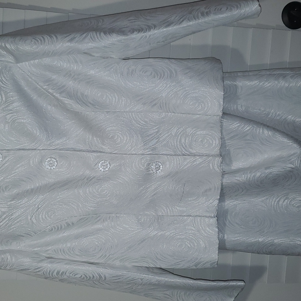 Woman's Danillo White Suit